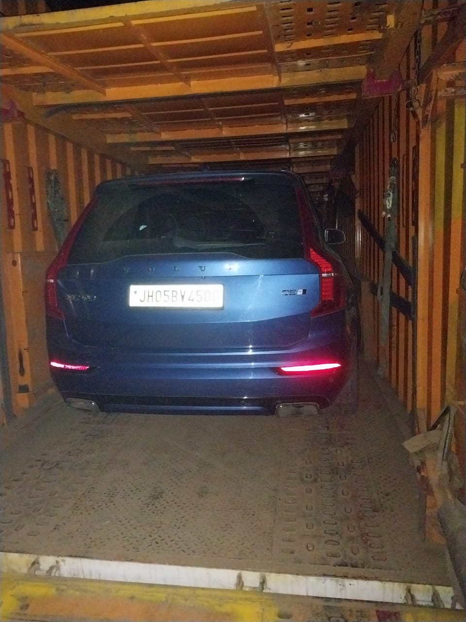 Image Alt 1